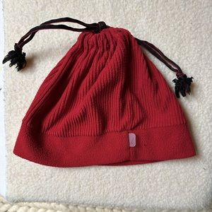 Nike Fleece running hat, red.